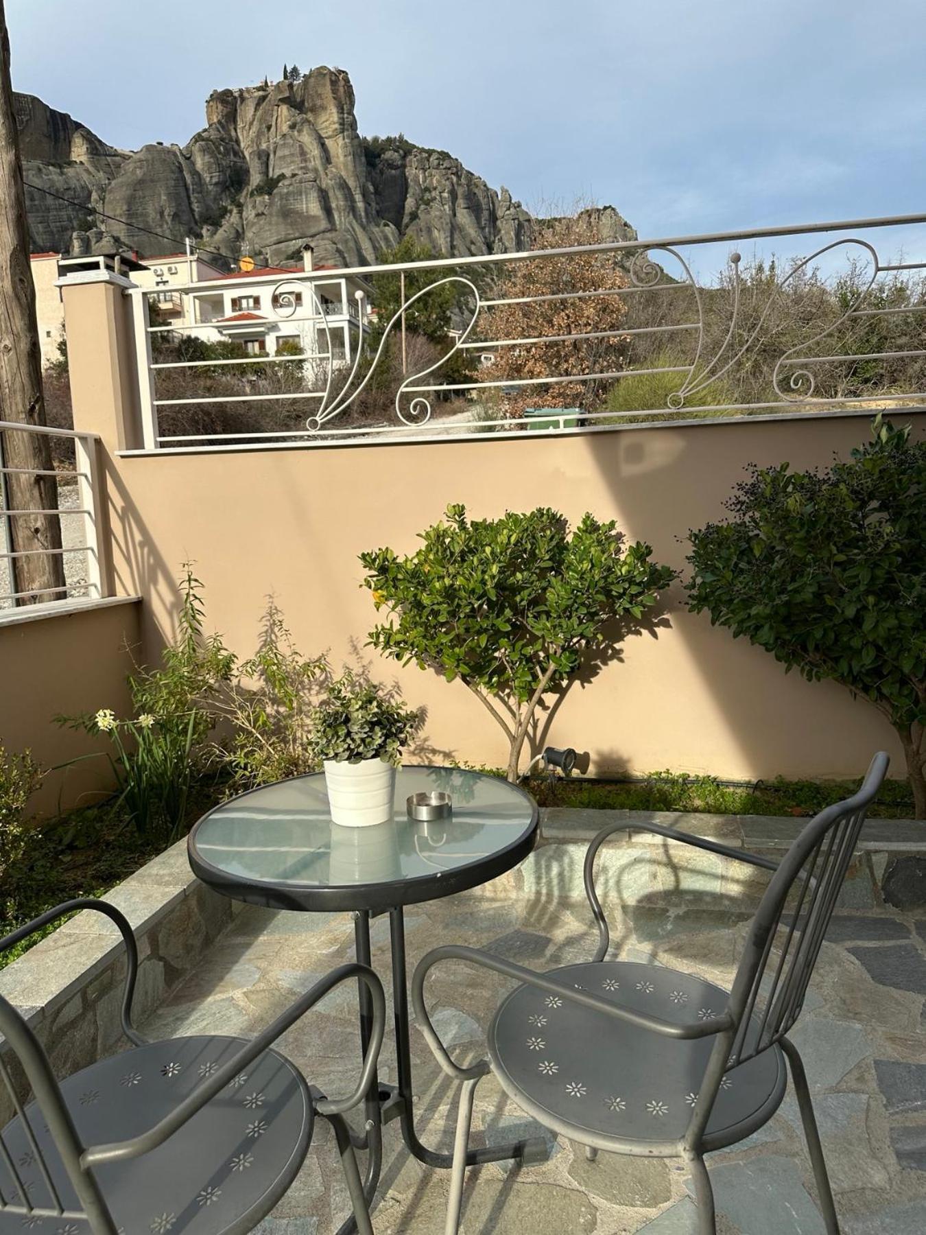 Erietta-Agapi #1 Apartment Kalambaka Bagian luar foto